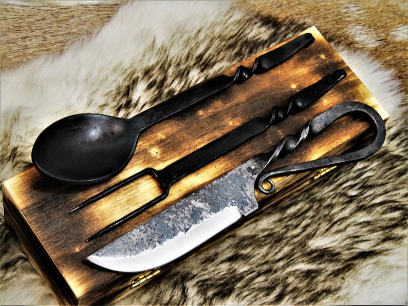 Medieval cutlery set, hand-forged