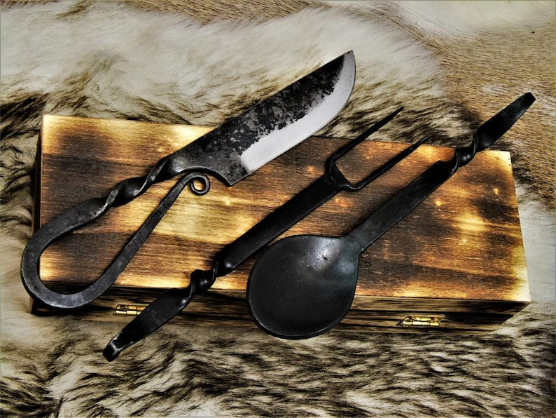 Medieval cutlery set, hand-forged
